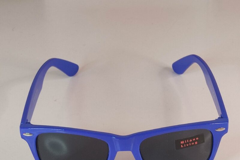 Come scegliere un paio di occhiali da sole?