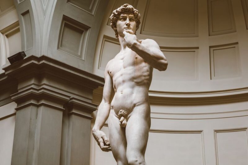 David di Michelangelo censurato in America